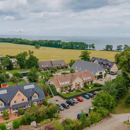 Ferienbauernhof Liesenberg Meerblickhaus Strandduene Nr 2 Hébergement de vacances Fehmarn