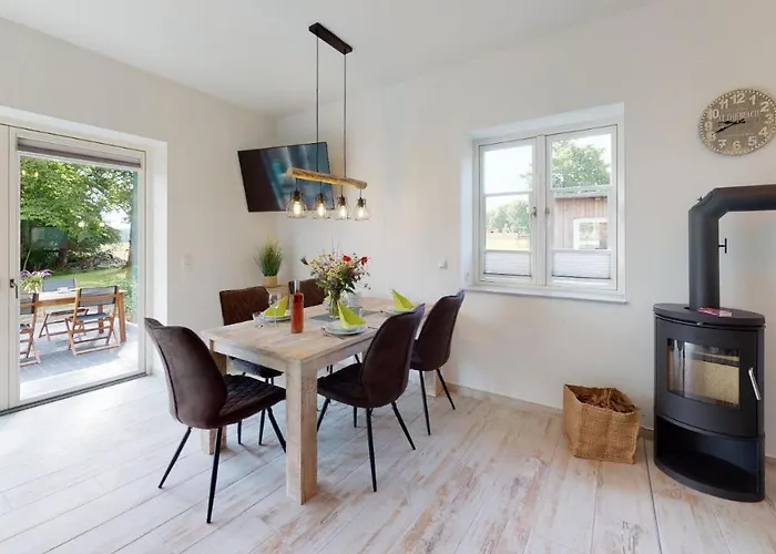 Ferienbauernhof Liesenberg Meerblickhaus Strandduene Nr 2 Hébergement de vacances Fehmarn